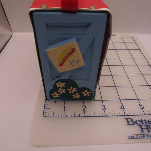 1966 Liddle Kiddles Hot Dog Stand - Picture 8 of 13